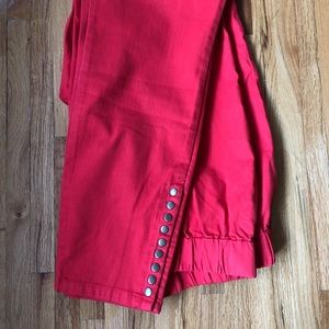 Red Ankle length pants ❤️=👚